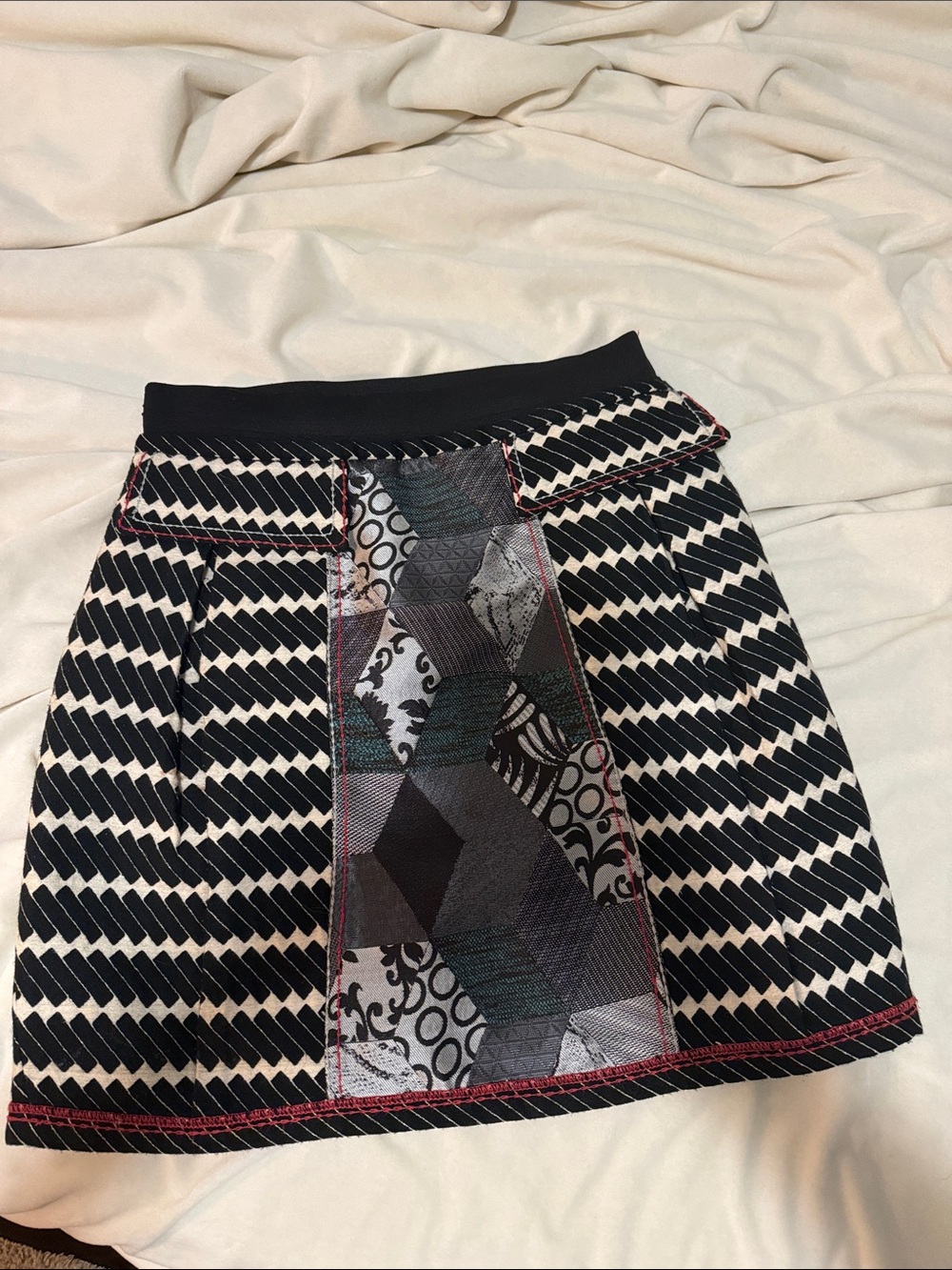 Desigual Black and White Geometric Patchwork Mini Skirt with Red Stitching